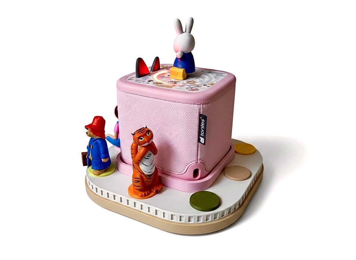 Toniebox & Toniebox 2 Shelf Organizer Stand with Integrated Dock | Tonies Display Storage for Playroom